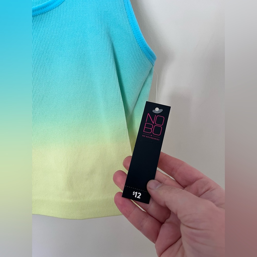 Colourful Stretch Workout Set. - Picture 4 of 7